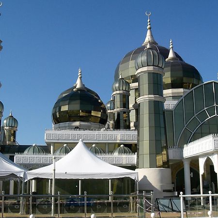 Rayyaz Inn 쿠알라트렝가누 외부 사진